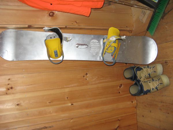 Free Older Snowboard & Boots (Wellington)