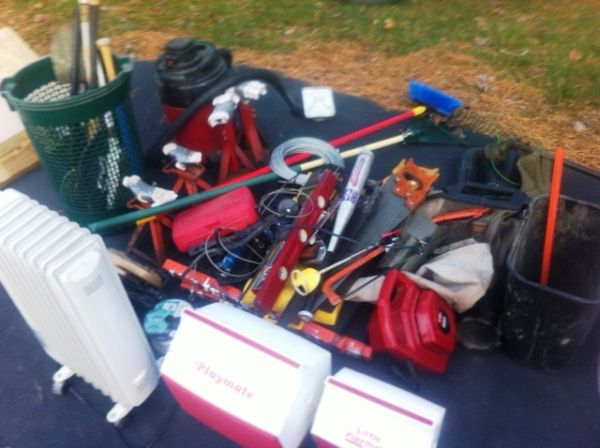 MISC FREE HOUSEHOLD ITEMS (Brunswick)