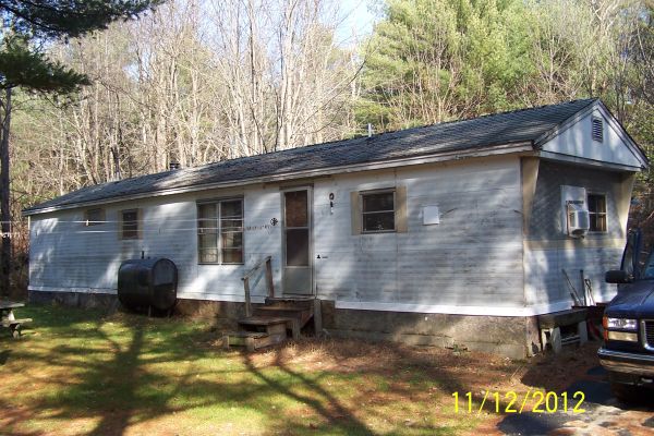 FREE 2 Bedroom mobile home (Freeport)
