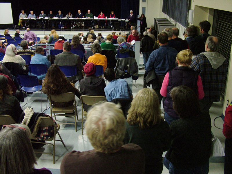 Roughly 40 citizens lined up to address the Planning Board at the final public hearing on a propane terminal proposed for construction in Searsport. Of those who spoke, all expressed concern for, or opposition to, the development. Some did not speak as the hearing was closed at a predetermined hour. (Photo by Ethan Andrews) Roughly 40 citizens lined up to address the Planning Board during the final public hearing on a controversial propane terminal proposed for construction in Searsport. (Photo by Ethan Andrews)