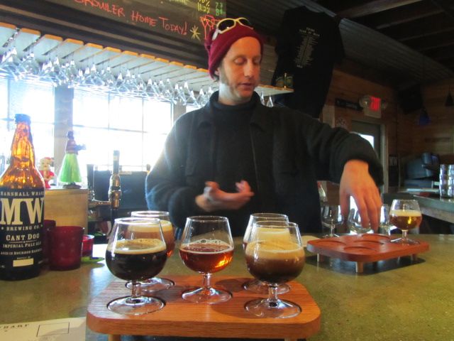 Three Tides, an after-dinner scene. (Courtesy brewpublic.com)