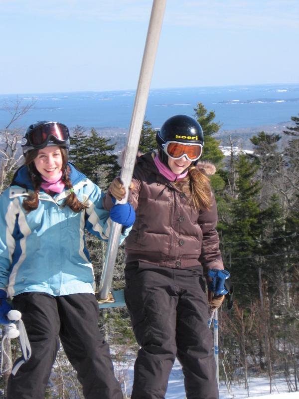 Grace and Madeline Buckley. (Photo courtesy of the Camden Snow Bowl)