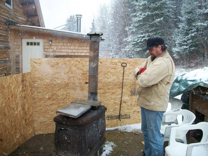 Scott Ardnt, of Emma’s Maine, making maple syrup the old-fashioned way. (Photo courtesy Emma’s Maine)