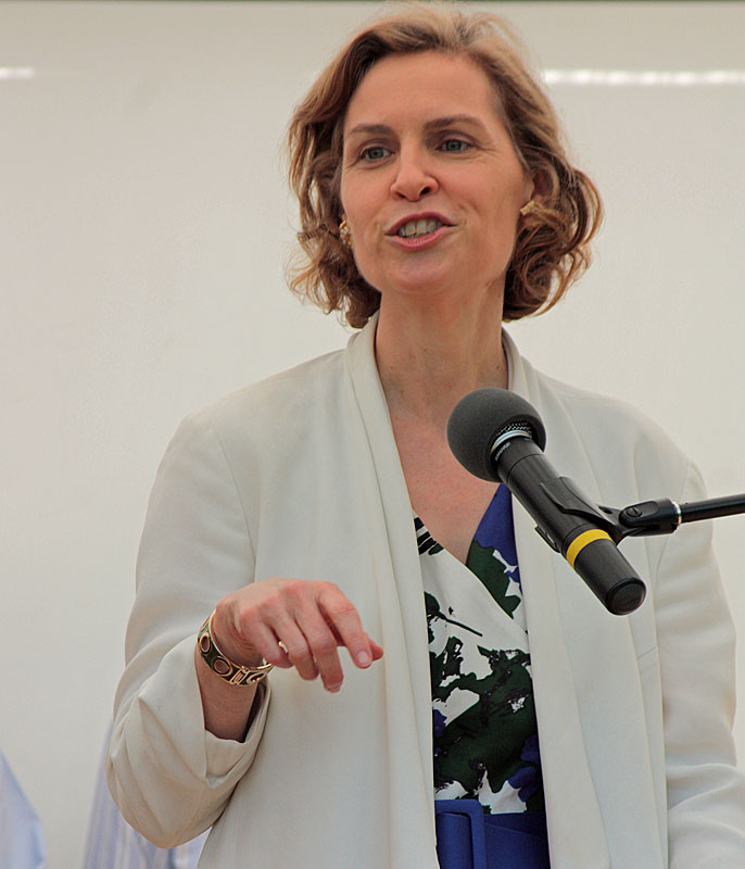 At Sen. Angus King’s invitation, Susan P. Crawford, who served as President Barack Obama’s special assistant for science, technology and innovation policy in 2009 and is a leading advocate for high-speed internet access in the U.S., also attended and spoke at Monday’s event in Rockport. (Photo by Holly S. Edwards)