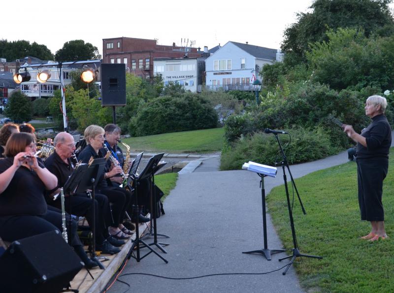 Conductor Marlene Hall directors the Bay Winds North Ensemble. (Photo by Lynda Clancy)