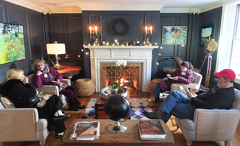 A cozy fire and comfortable chairs welcomed pie-goers at the Capt. Swift Inn. (Photo by Chris Wolf)