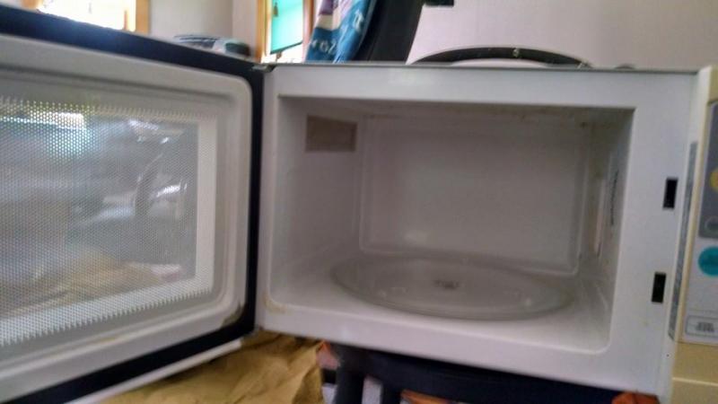 Even household electronics are given away. (Photo courtesy Shel McAfee)
