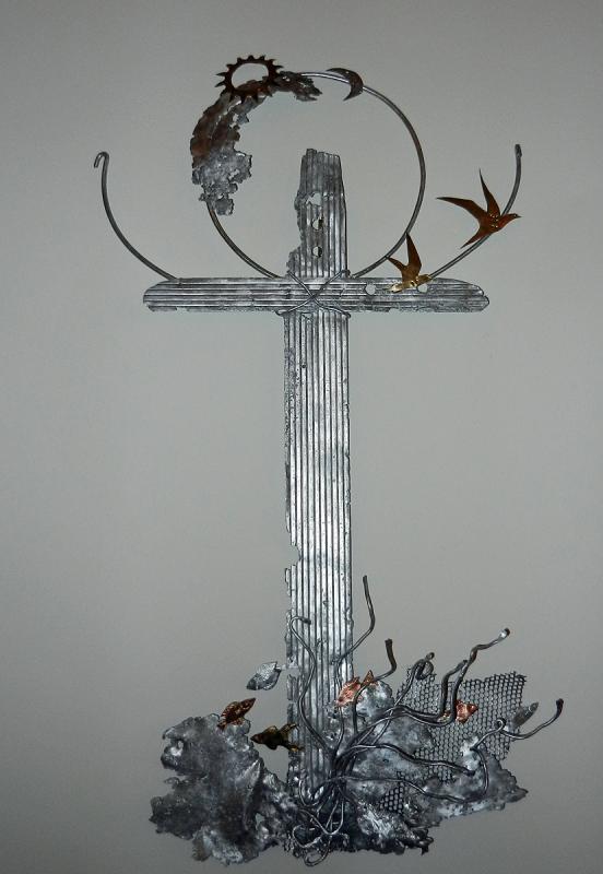 ‘Cross of Found Objects’ inside the Matincius Island church.