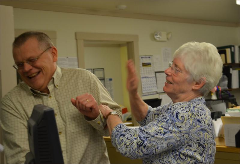 Lincolnville Administrator David Kinney and former Town Clerk Doris Weed, in 2013. (Photo by Lynda Clancy)