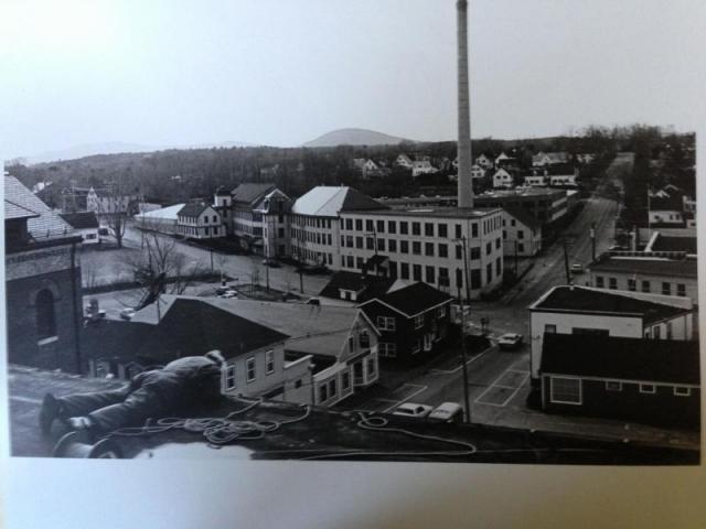 The Knox Mill and the intersection of Mechanic and Washington streets, in the 1980s.