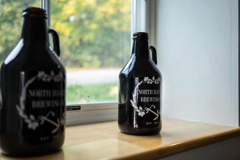 Growlers in tasting room. (Photo courtesy William Trevaskis)
