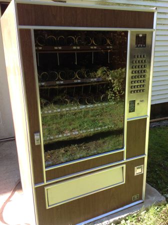 Candy Machine (Wiscasset)