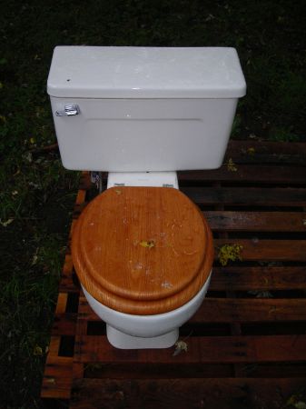 Free: Working/Clean Toilet (Portland)