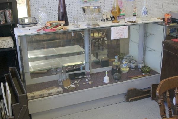 6' Glass Display Showcase (North Monmouth)