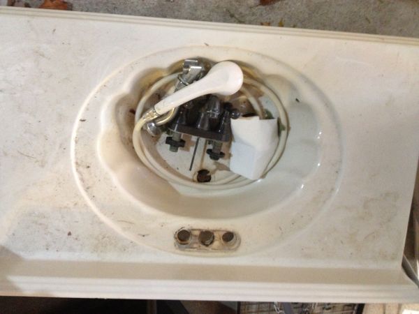 Various free household items (Wells)