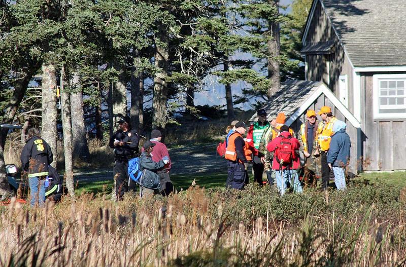 An important part of a good rescue is taking the time to plan and organize before setting out to look for victims. (Photo by Holly S. Edwards)