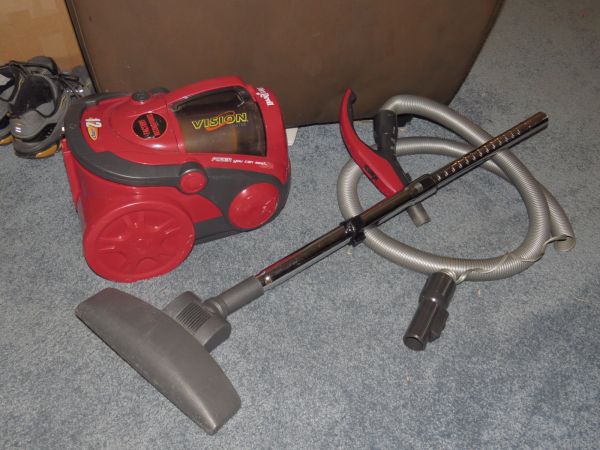 Dirt Devil Vision bagless canister vac (Sanford)