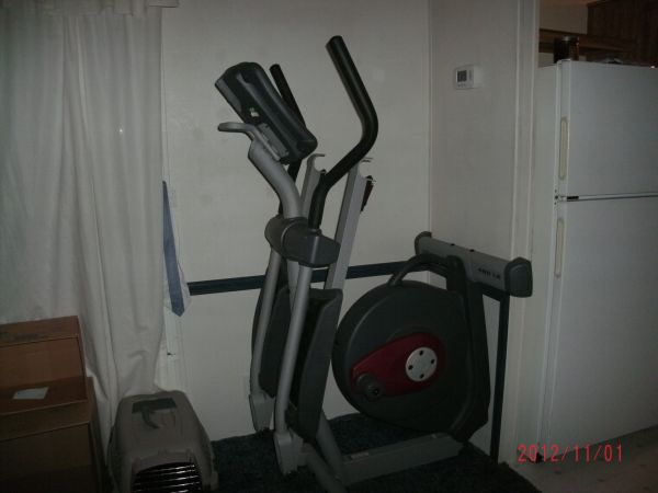ProForm 480 LE Elliptical (Near Bar Harbor)