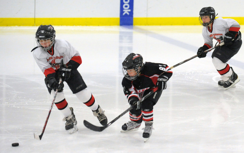 The MCSA Storm Squirts Tier 3 team hosted the Maine Gladiators from Lewiston/Auburn Sunday and the two teams skated to a 4-4 tie. (Photo by Ron Hawkes)