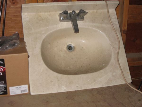 white bathroom sink (Trenton)