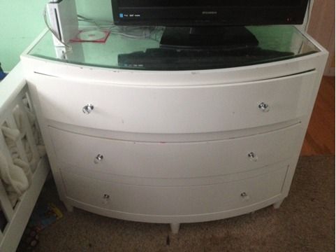 3 drawer dresser (Biddeford)