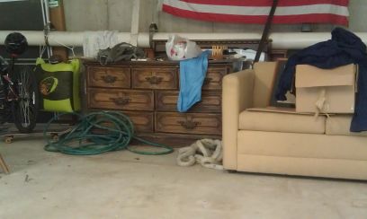 free dresser (Kittery)