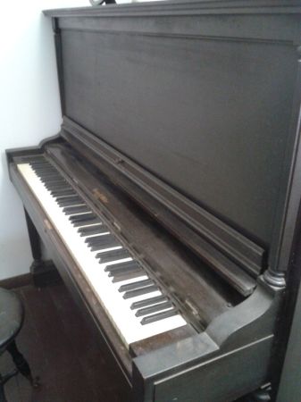 Free Piano (Brunswick)