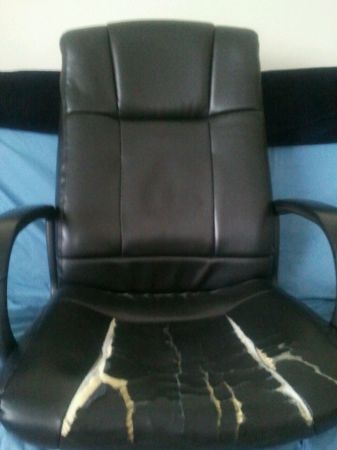 Free office chair (Saco)