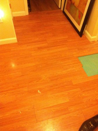 200sq ft pergo type flooring (Saco)