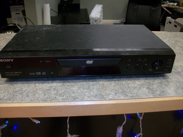 FREE SONY DVD PLAYER (South Portland)