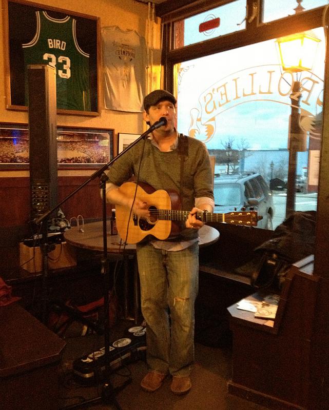 Paddy Mills entertains at Rollie's Bar & Grill in Belfast during the Pints for Paws fundraiser Feb. 20.
