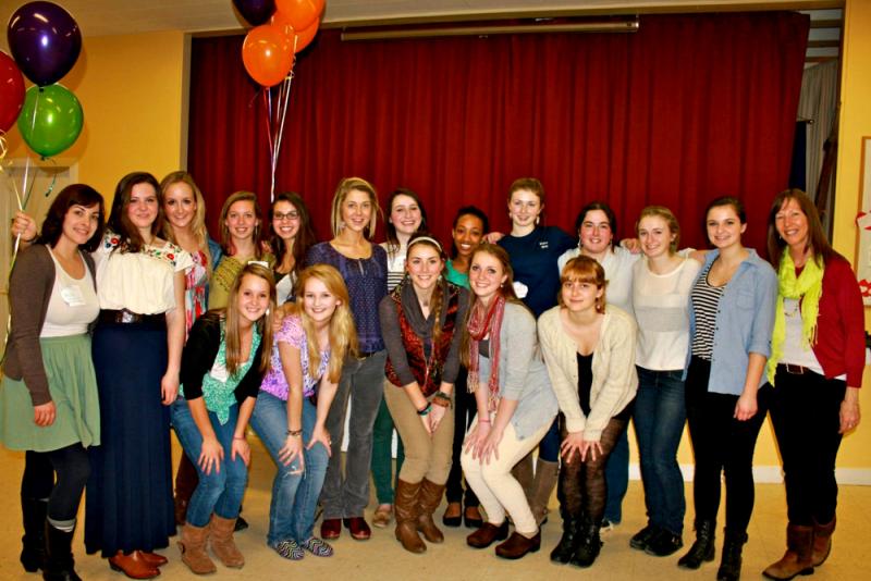 Top: Nicole Fuller, Caroline Albertson, Maddie Davis, Dakota Hanke-Ledwith, Maya Sosland, Lexi Doudera, Zia Sulick, Biz Pree, Kiera Haining, Emma Berryman-Moore, Abby White, Hannah Lacasse, Karen Hansen. Front: Alison Warren, Ebby Lemar, Addie Drinkwater, Natalie Hamalainen, Clio Berta. Missing: Lindsey Brown. (Photo by Maureen Haining)