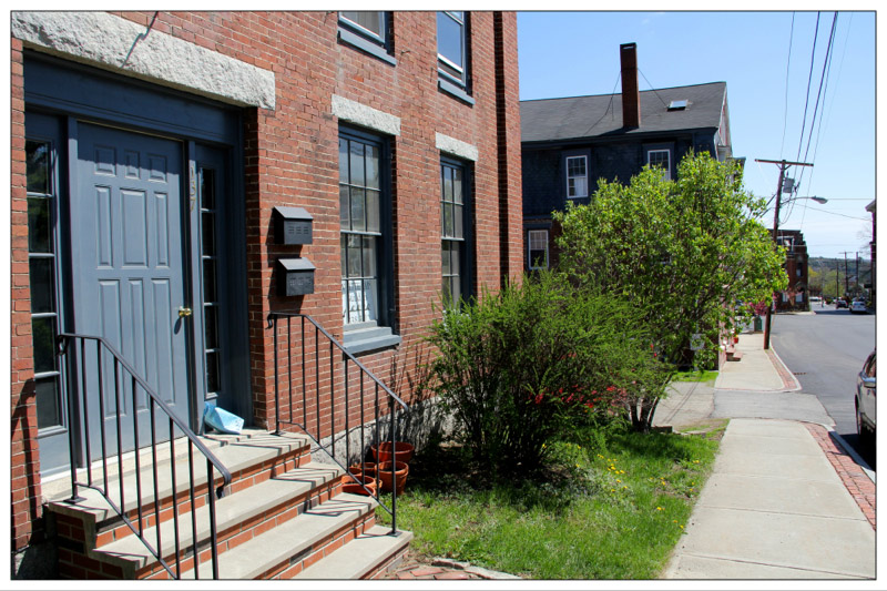 This unassuming house on Main Street near the Post Office is undergoing renovations for the new Moonbat City Baking Co., a bakery and cafe. (Photo by Wes Sterrs)