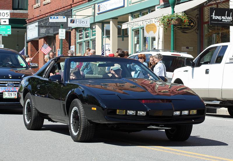 Lenny Gronros and his "Kitt" car. (Photo by Holly S. Edwards)
