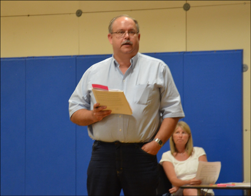 William Pearse, Jr., explains why the Four Town Review Team tasked with reviewing emergency medical service bids ultimately recommended contracting with North East Mobile Health Services instead of Camden First Aid Association. (Photo by Lynda Clancy)