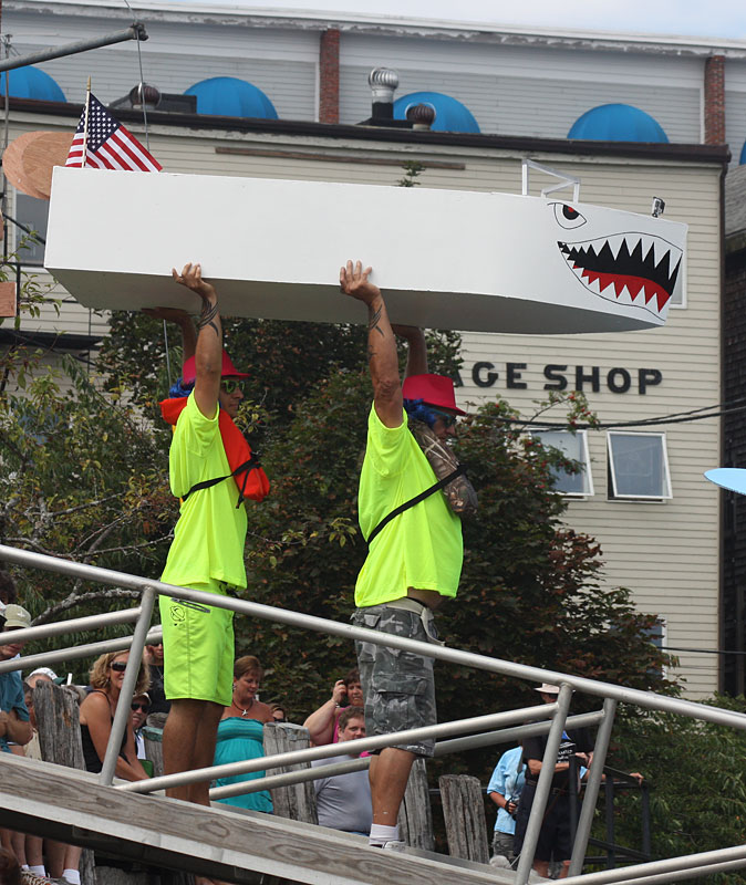 The Killer Minnow team heads down the ramp. (Photo by Holly S. Edwards)