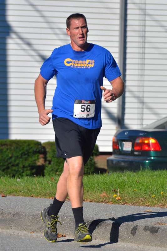 Russ Stevens approaches the finish line at Track Station Resturant. (Photo by Ron Hawkes)