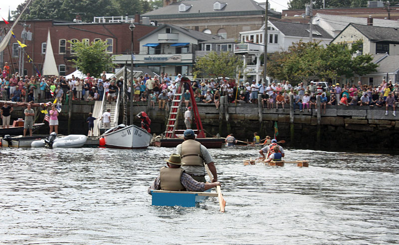 Heading toward the finish line. (Photo by Holly S. Edwards)