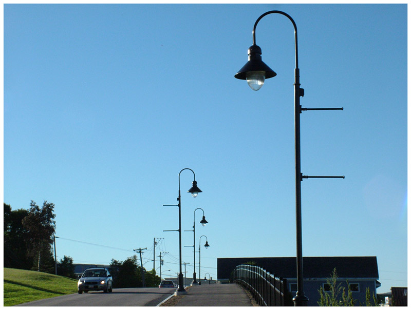 Lights along Front Street, which stand taller than the other lights on the walk to accommodate banners, were called out by residents as particularly intrusive. (Photo by Ethan Andrews)