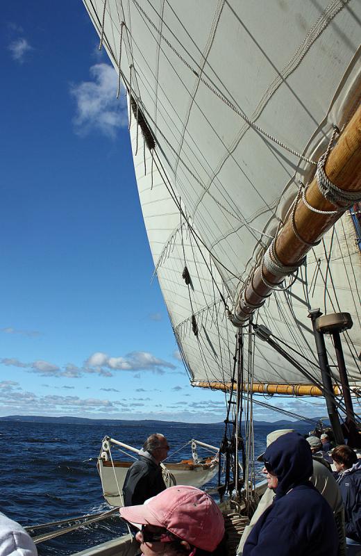 Sailing east across Penobscot Bay headed toward Deer Island and Brooklin. (Photo by Holly S. Edwards)