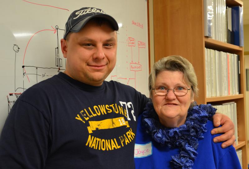 Mike Larrivee and Joyce Thompson. (Photo by Lynda Clancy)