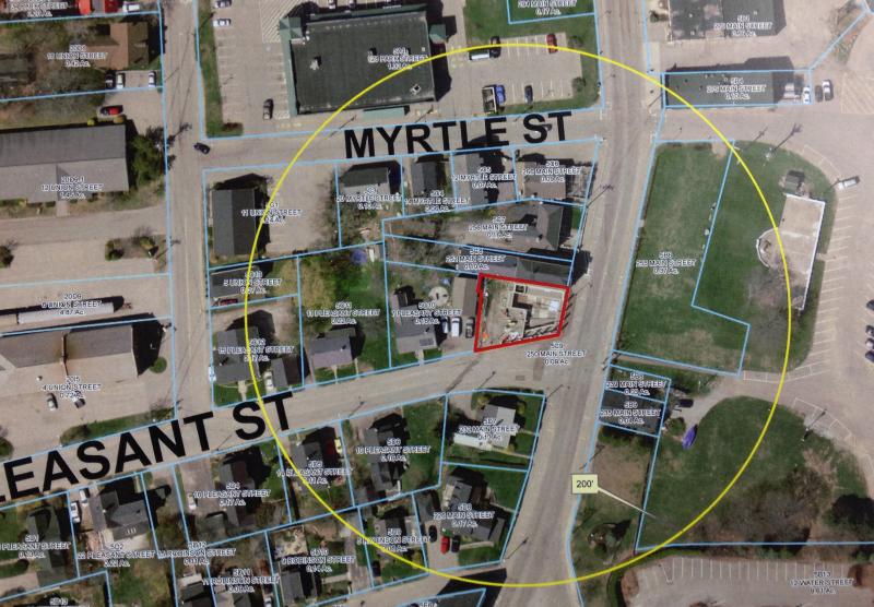 The lot of 250 Main Street lies at the corner of Pleasant and Main streets.