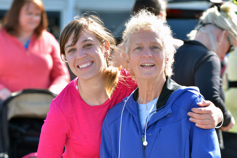 Oceanside Boosters Mothers Day 5K draws enthusiastic crowd | PenBay Pilot