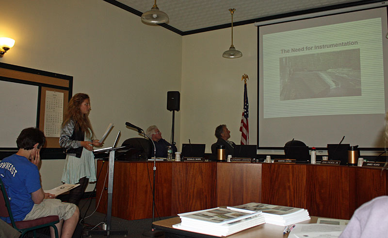 Louisa Crane walks the Camden Select Board through the beginning of the student’s Powerpoint presentation. (Photo by Holly S. Edwards)