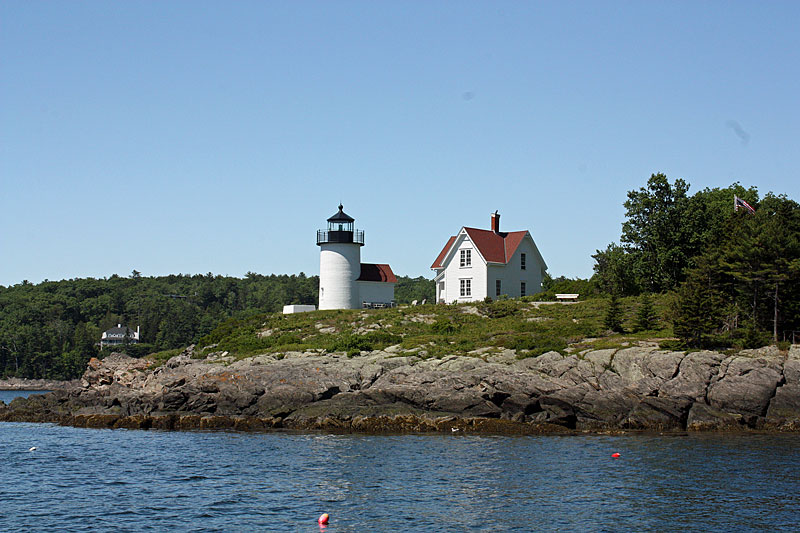 Curtis Island light at the head of Camden Harbor. (Photo by Holly S. Edwards)