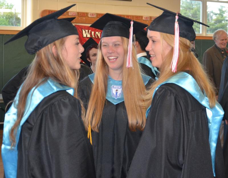 (Photo by Lynda Clancy)
Addie Drinkwater, Annie Brady, Grace Harrison