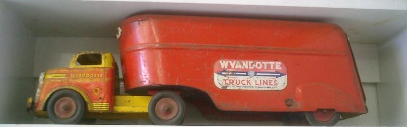 sam dyer’s trucks