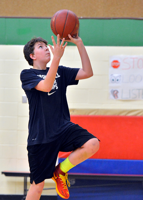 Appleton’s Ethan Ford is an eighth-grade player on the squad. (Photo by Ron Hawkes)