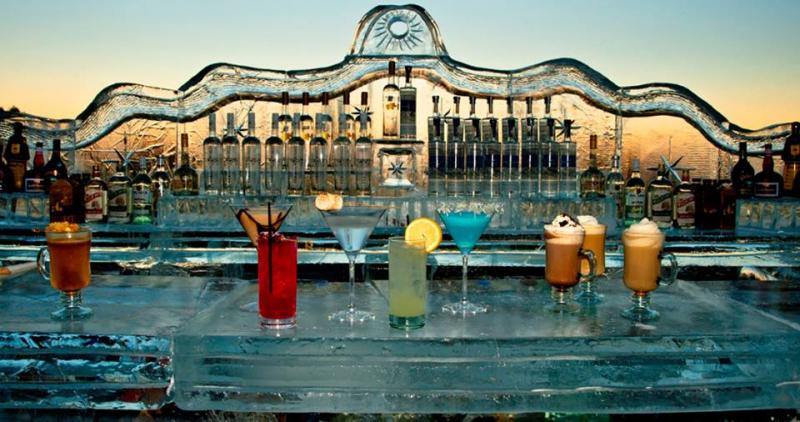 The Samoset’s annual Glacier Ice Bar debutes this weekend, Friday and Saturday. (Photo courtesy Samoset Resort)
