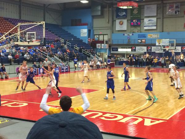 The Hyde and Searsport boys in action in an early Saturday morning contest. (Courtesy @HydeBath on Twitter)